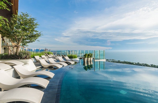 Holiday Inn Resort Vana Nava Hua Hin by IHG