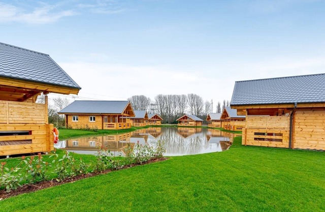 Holly Tree Lodge Accessible PF