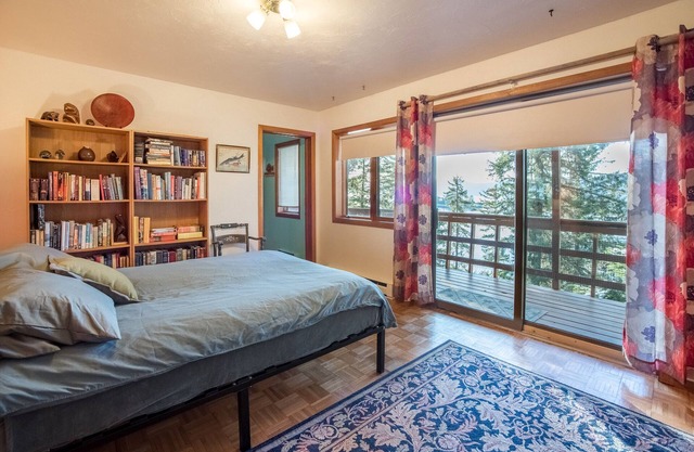Home away from home in scenic coastal Alaskan rainforest
