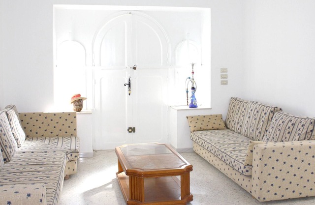 Homerez - 150 m away from the beach! Villa for 8 ppl. with sea view at Mahdia