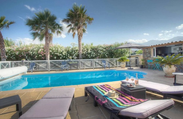 Homerez - Family villa with pool in Furiani