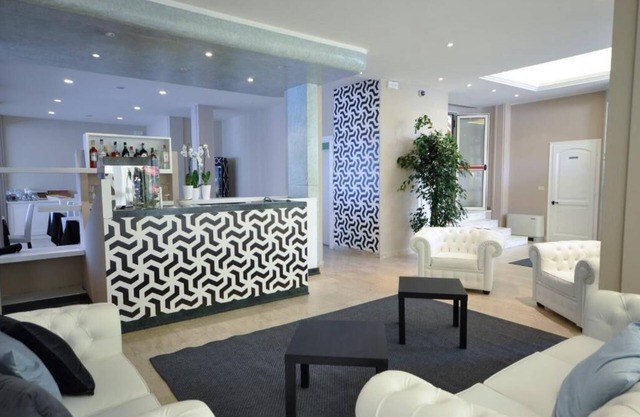 Hotel Airone B&B