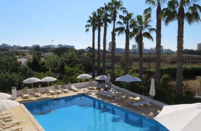 Hotel Alcaide