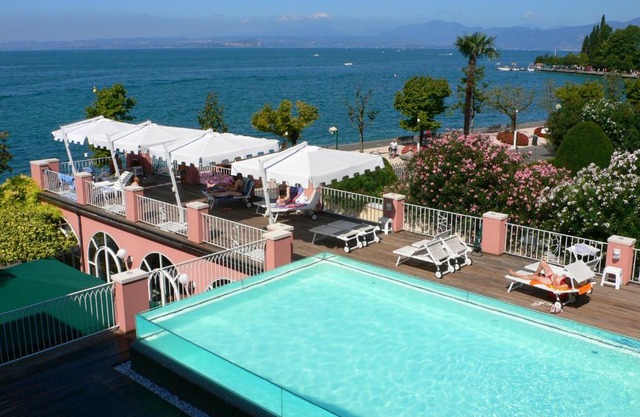 Hotel Alla Riviera
