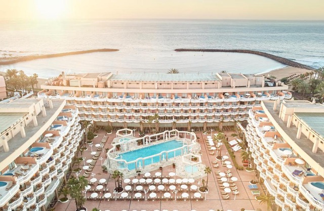 Hotel Cleopatra Palace