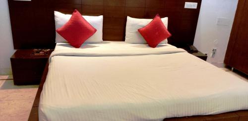 hotel first choice