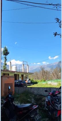 Hotel manali life