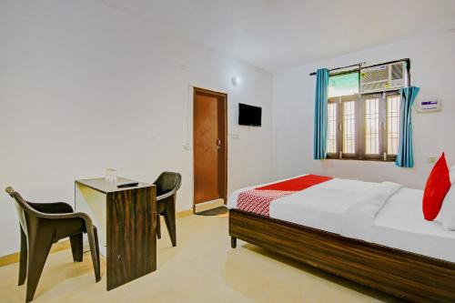 Hotel O Blue Moon Residency