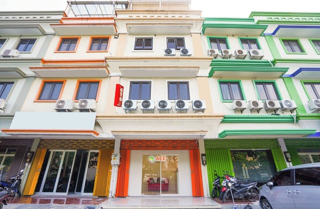 Hotel O Rungkut Near Its Surabaya Formerly Ace Business Hotel