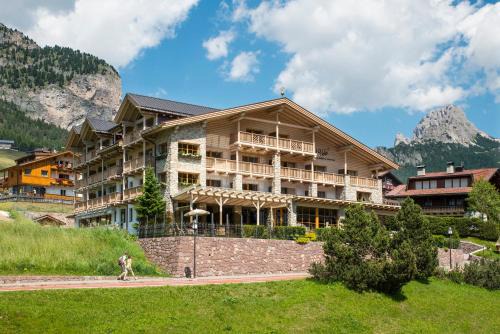 Hotel Portillo Dolomites 1966'