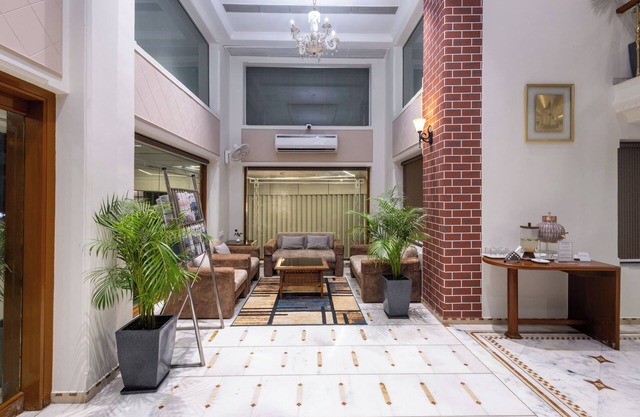 Hotel Pravasa Stay