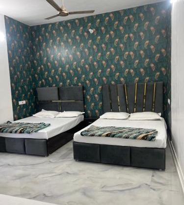 Hotel Sankul Villa, 100 Meter Away Saryu River & Ram Ki Paidi, Lux Stay