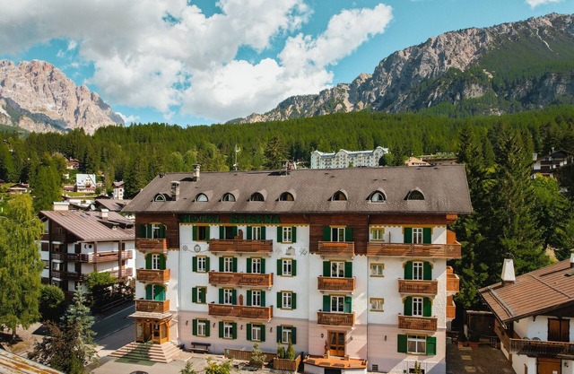 Hotel Serena