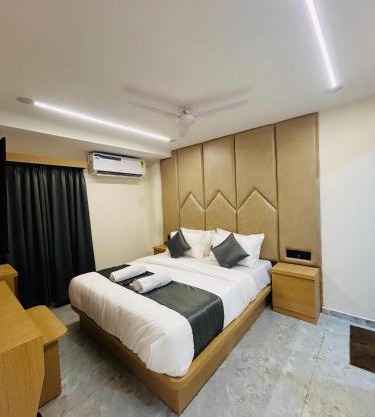 Hotel sun town