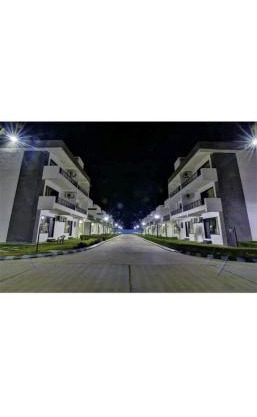 Hotel Super Townhouse Omaxe Eternity vrindavan near Prem Mandir