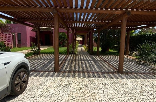 HOUSE IN INTERLAGOS, WITH DOUBLE PLOT, SWIMMING POOL, BARBECUE AND BEAUTIFUL GARDEN