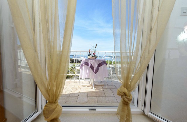 House VILLA NIKE, Brsecine, Dubrovnik region - perfect getaway from city bustle