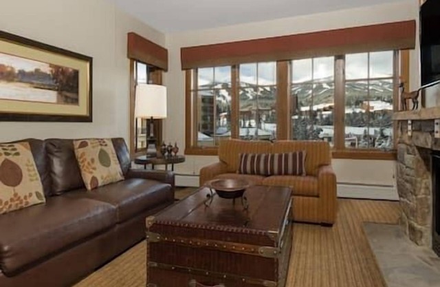 Hyatt Main Street Station Resort, Hot Tub, Pool, Fireplace