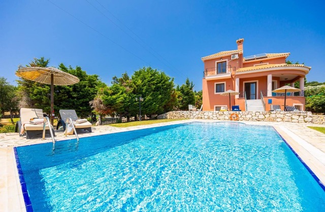 Ilios Kefalonia - Three Bedroom Villa, Sleeps 6