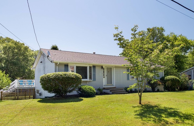 Immaculate Ranch in Bonnet Shores on a Large Corner Lot - Private Neighborhood Beach