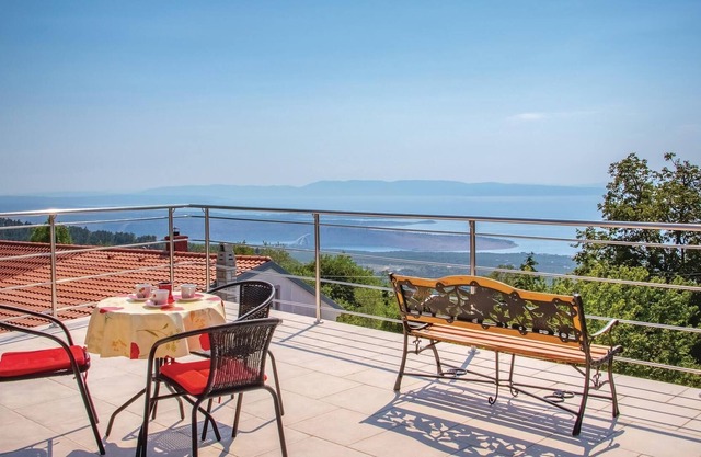 In a family house, in the small village of Hreljin and not far from the Crikvenica Riviera, are loca