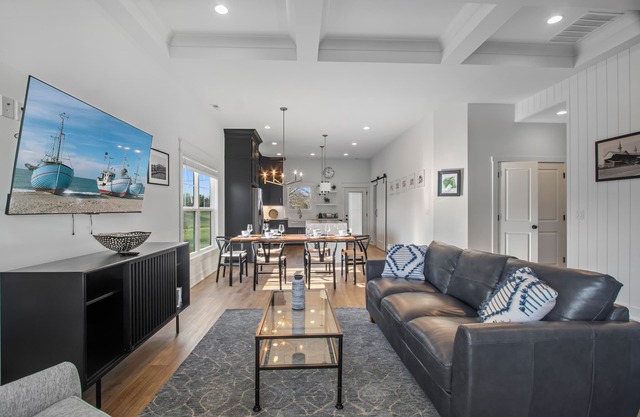 Indiana Crossing: Modern & Upscale, Near Derby