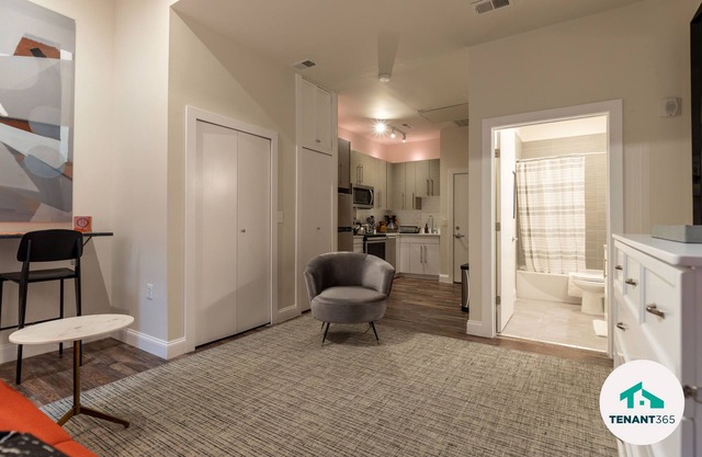 Inner Harbor's Best Luxury Furnished Apartments Apts by Redawning