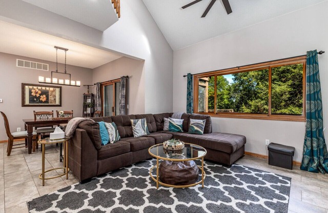 Ironwood Galena Getaway: Luxe 3 Bed, 2.5 Bath