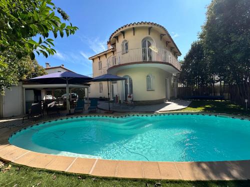 Jolie Villa piscine climatisé 6 pers proche centre-ville Perpignan