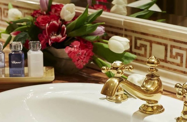 Juniorsuite with bath, WC, balcony - Salzburgerhof, Wellness-Golf- & Genießerhotel