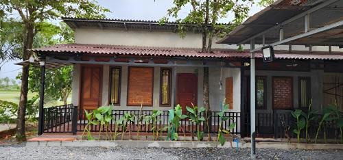 Kampot Sakura Guesthouses single floor
