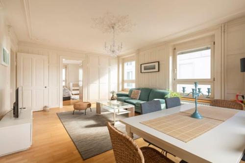 KAYA Apartment TURQUOISE - Downtown 3BR Deluxe Apt