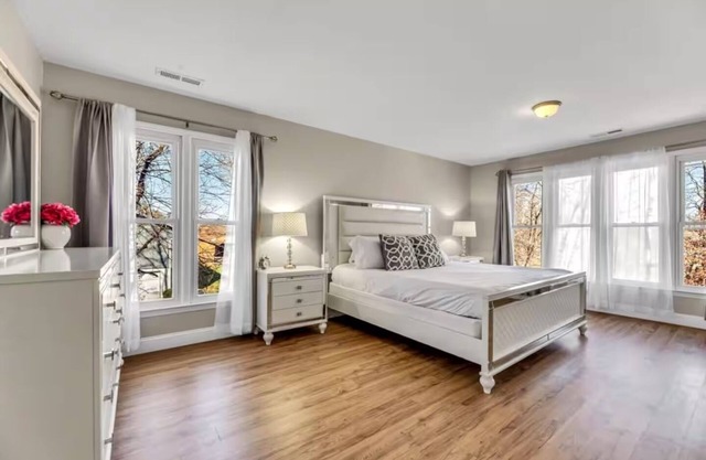 King Beds Pet-Friendly Large Yard