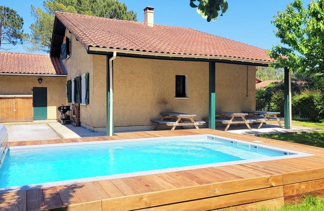 L'OREE DE LA PLAGE *Heated swimming pool *Pétanque *Ping Pong *Bicycles