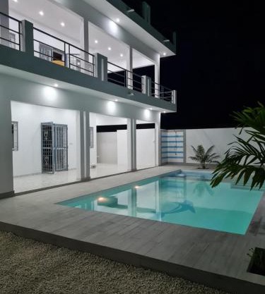 la dorée du Sénégal villa entière ou rez-de-chaussée