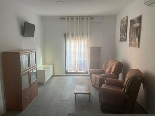 La Ferroviaria - Pequeña Suite De 1 Dormitorio Con Salón y Office más Baño Privado - Prohibido Fumar- Sin Ascensor-