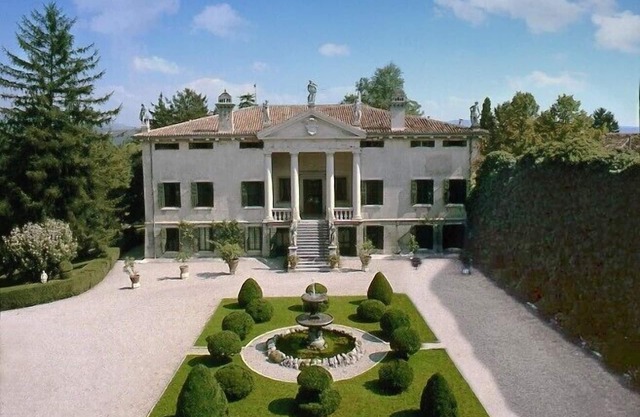 LA SERENELLA West Wing, 16th Century Palladian Villa in Valpolicella