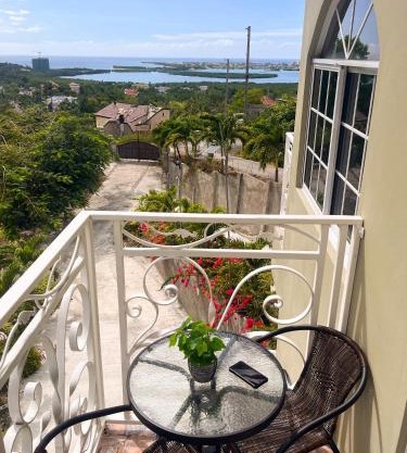 Lagoon View Estate