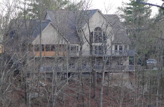 Lakeview/Lakeside Lakehouse