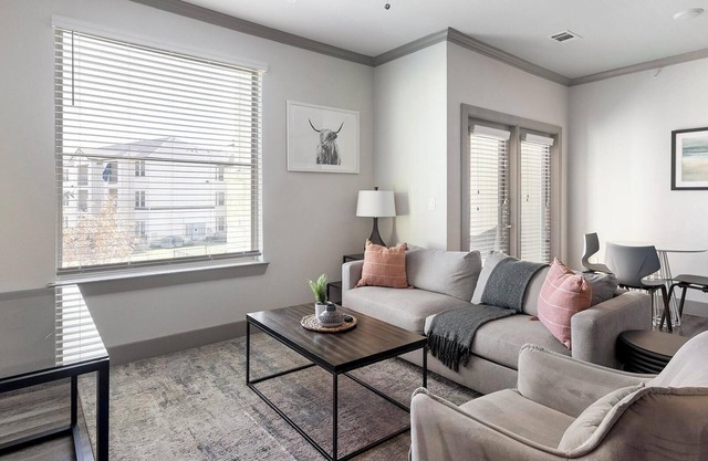 Landing | Spectacular 1BD, Gym, Pool
