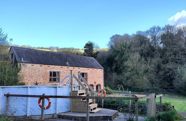 Large 5 star barn conversion on Exmoor
