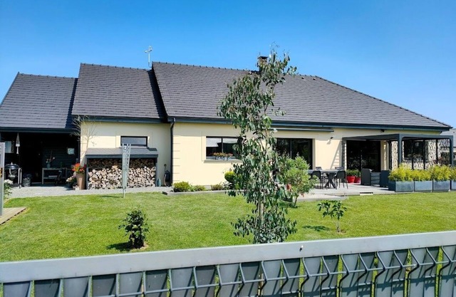Large contemporary villa just outside etretat