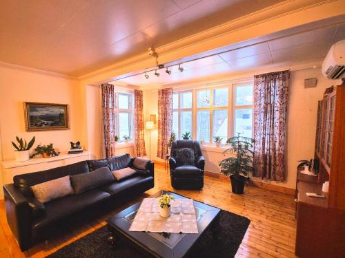 Large Family Friendly Apartment