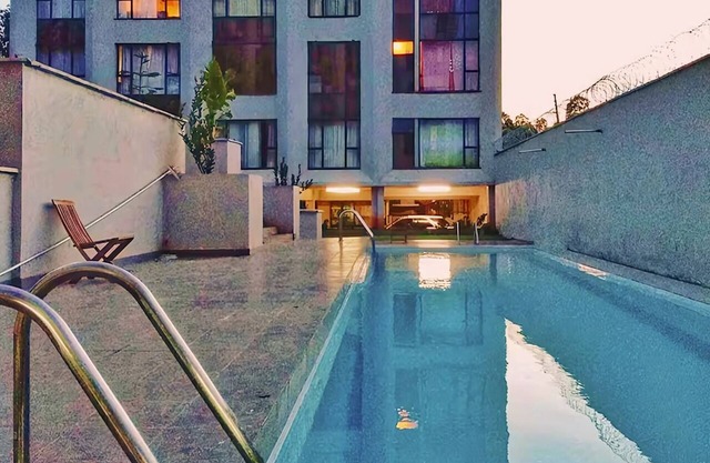 Lavish Apartment With Swimming Pool Ongata Rongai