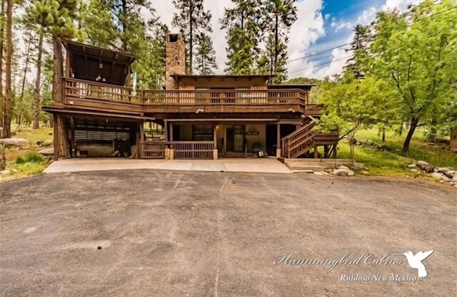 Lazy Bear Lodge: 'Relaxation achieved' with hot tub.