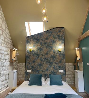 Le Relais, La Dormance, Le Bois Dormant