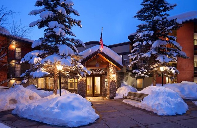 Legacy Vacation Club ** New Year's Week