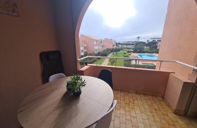 Les soleillades - Joli appartement avec piscine