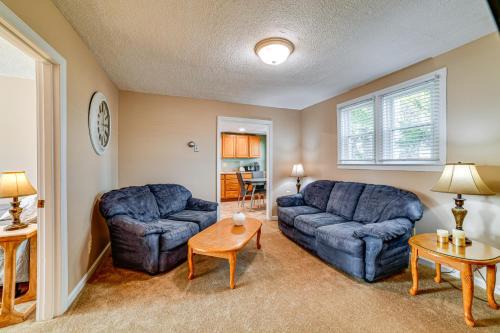 Less Than 2 Mi to SUNY Cortland Unit with Private Parking