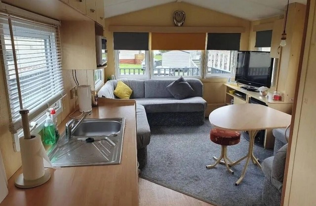 Lochside Retreat at Three Lochs Holiday Park